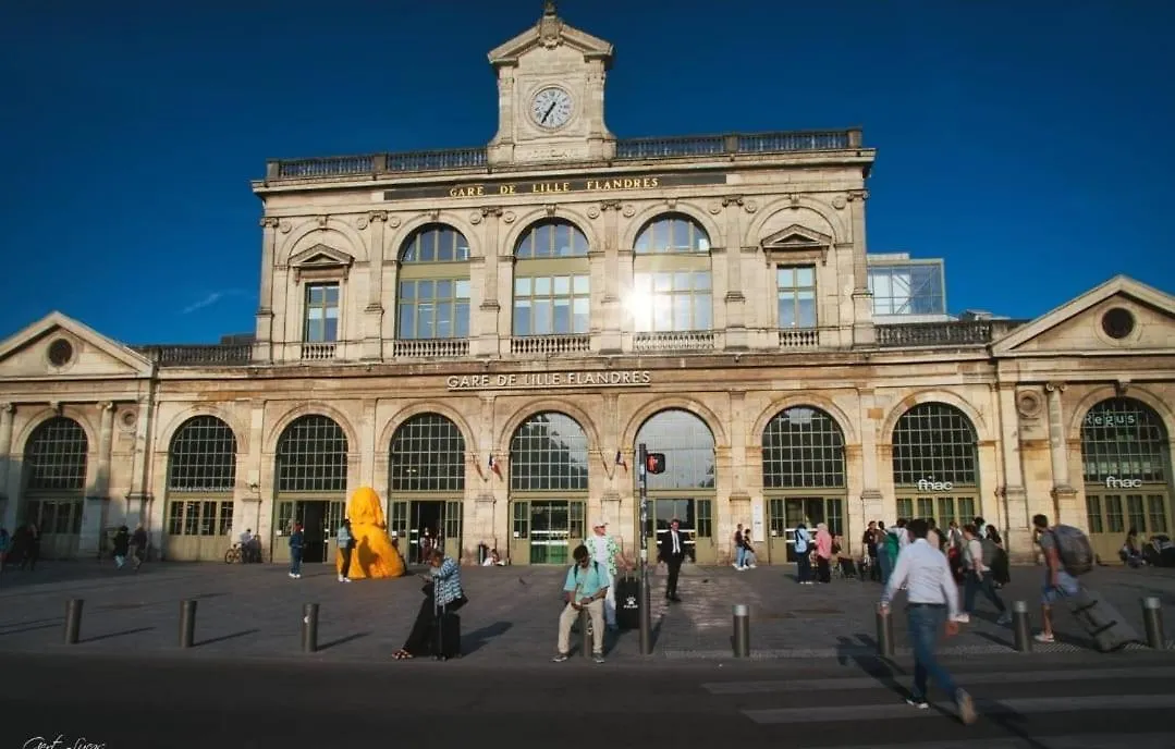 Fabulous Appartement For 4 Pers In Faidherbe Sreet In Front Of Lille Flandres Station location